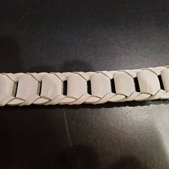 Guatemalan Leather Belt, Winter White Open Weave, Narrow, Rare, NWOT